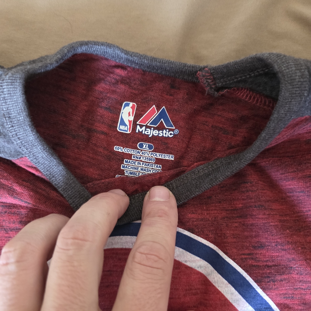 Detroit Pistons Raglan 3/4 Tee – NBA Majestic – Boys XL / Men’s S - Picture 2 of 4